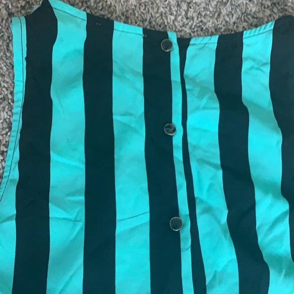 Top - Picture 3 of 3